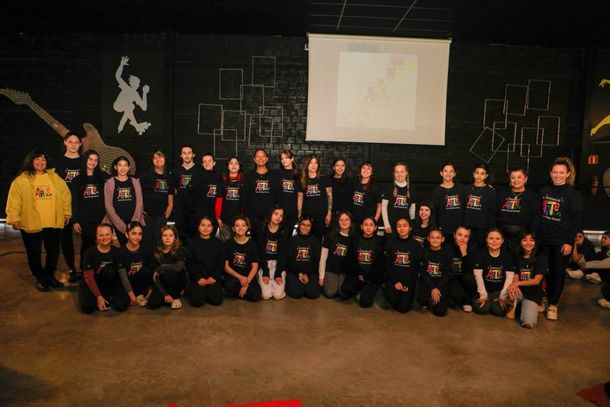Programa de Artes Pedro Henrique Benetti apresentar&aacute; espet&aacute;culo na formatura de 2026
