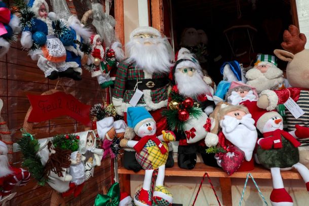 Vila de Natal ganha cobertura e orquestra de ursos no 41&ordm; Natal Luz de Gramado