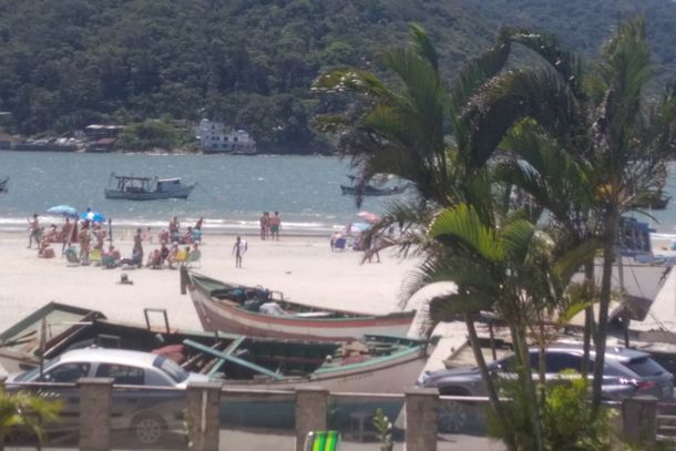 Praia de Caieras em Guaratuba