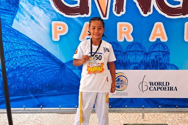 Aos 7 anos, atleta de Guaratuba conquista vaga em mundial de capoeira