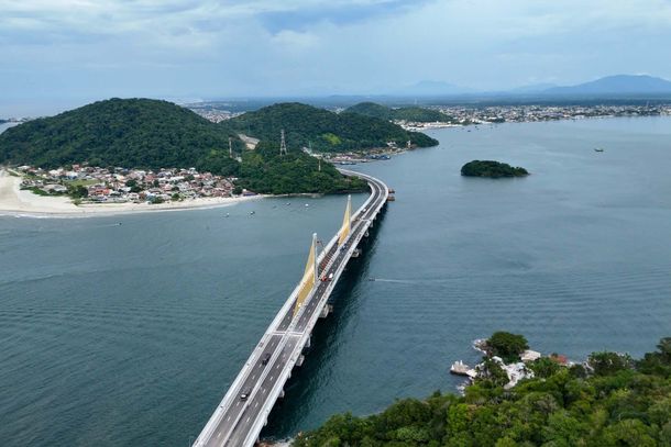 Guaratuba tem 42 novos edif&iacute;cios em constru&ccedil;&atilde;o, afirma prefeito