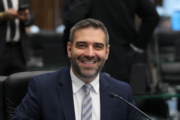 Reeleito, deputado Denian Couto promete articula&ccedil;&atilde;o por Guaratuba