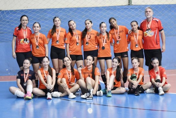 3&ordm; lugar &ndash; IES (Santo Ant&ocirc;nio da Platina) / Sub 17
