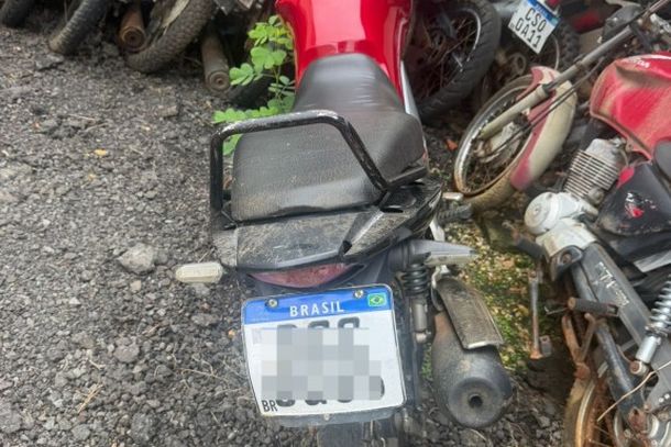 Apreens&atilde;o de moto adulterada em Ibaiti.