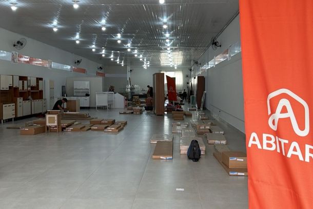 Prepara&ccedil;&atilde;o da nova unidade da Abitare em Curi&uacute;va segue em andamento e refor&ccedil;a expectativa para inaugura&ccedil;&atilde;o no in&iacute;cio de maio.