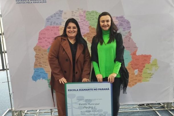 Flavia Michele de Lima Santiago - Diretora da Escola Municipal do Campo Dom Pedro I