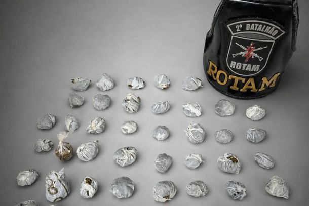 Drogas foram apreendidas durante opera&ccedil;&atilde;o da ROTAM em im&oacute;vel monitorado.