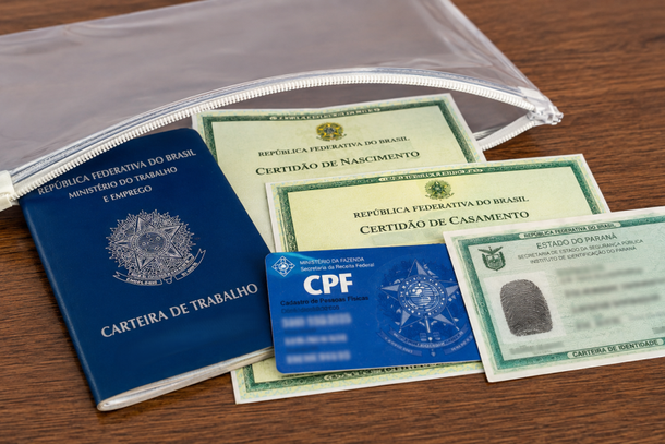Fam&iacute;lia procura documentos perdidos na regi&atilde;o central de Ibaiti.
