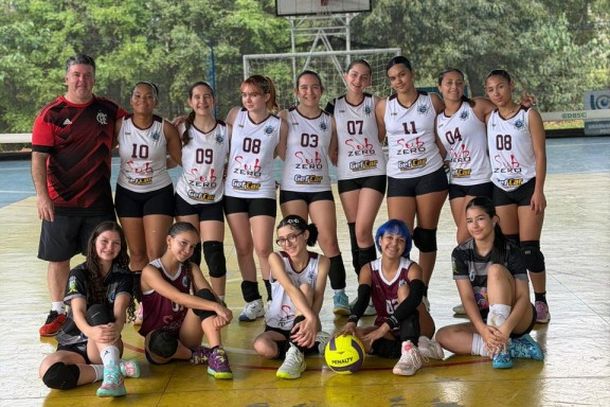Equipe sub-17 de Ibaiti conquistou o t&iacute;tulo da etapa regional disputada em Siqueira Campos.