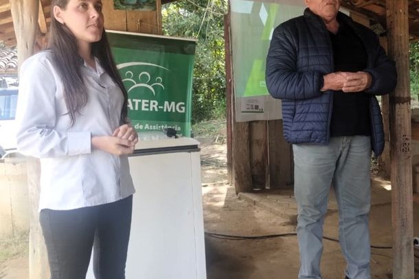 Santuza Ribeiro e o prefeito de Santana, Dr. Moura