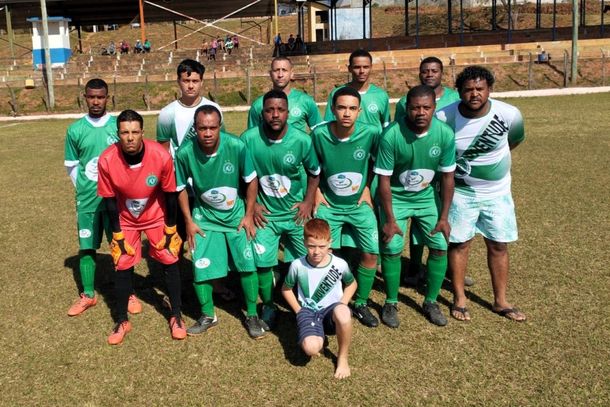 O l&iacute;der do campeonato: Juventude