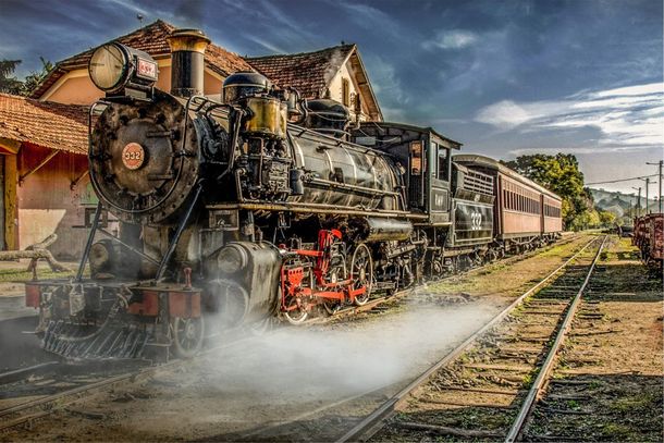 Trem da Mantiqueira na esta&ccedil;&atilde;o ferrovi&aacute;ria de Passa Quatro