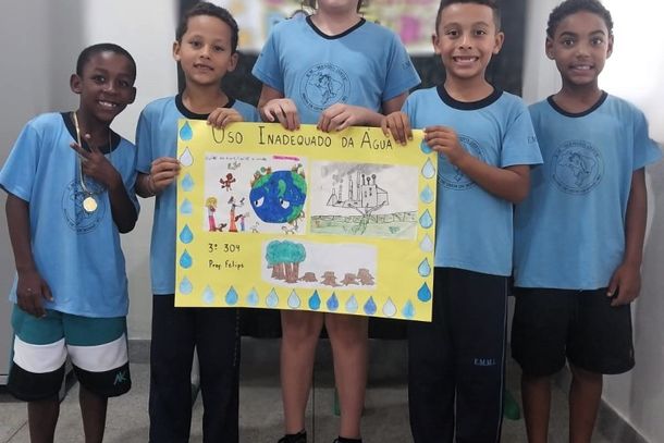 Victor, Lucas, &Aacute;gatha, Pietro e Gabriel Jos&eacute;