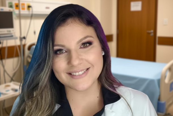 Dra. Tain&aacute; Rodrigues