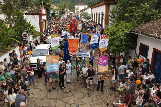 Cortejo da Arte