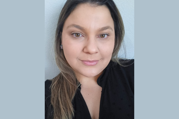 Dra. Tain&aacute; Rodrigues