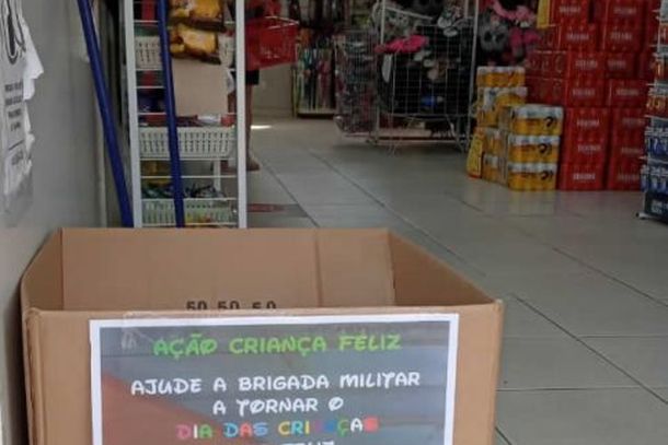 Brigada Militar entrega doações da “Ação Criança Feliz” em Santa