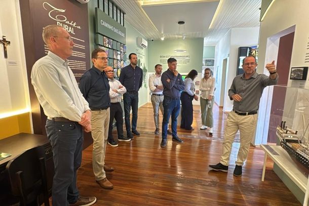 Sicredi Caminho das &Aacute;guas incentiva o estudo das origens e ess&ecirc;ncia do cooperativismo local e mundial.