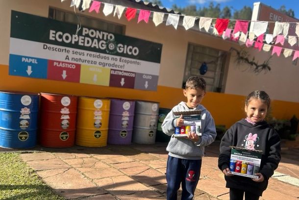 DIV Ecopontos EMEF Vov&oacute; Celita.