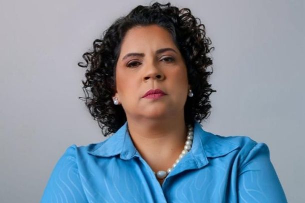 Adriana Trindade. 