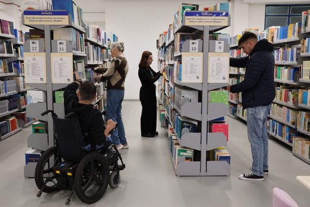 Funcion&aacute;rios da Biblioteca.