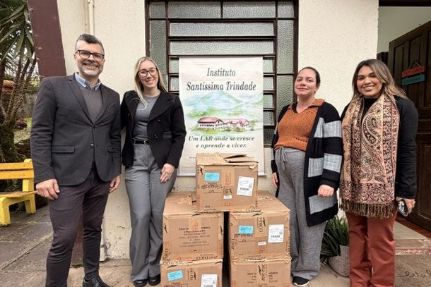 Instituto Sant&iacute;ssima Trindade, em Tr&ecirc;s Coroas, foi um dos locais escolhidos para entrega de doa&ccedil;&otilde;es.
