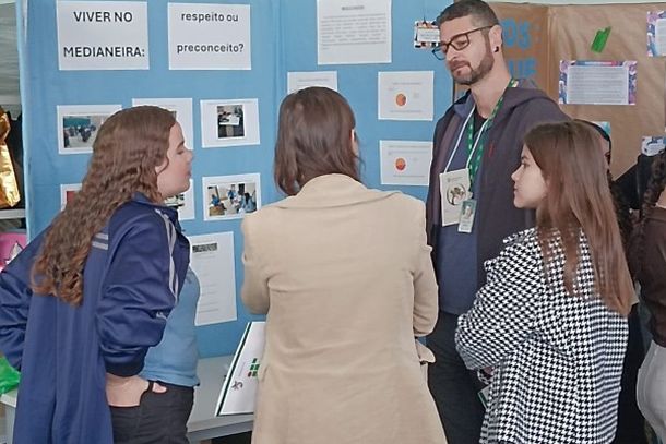 Alunos de Taquara apresentam projetos na Mostra de Ensino, Pesquisa e Extens&atilde;o em Rolante