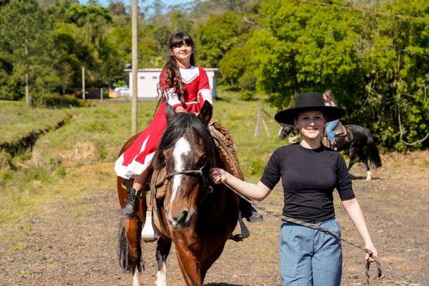 Oficinas Culturais re&uacute;nem cerca de mil crian&ccedil;as nos Festejos Farroupilhas do Paranhana