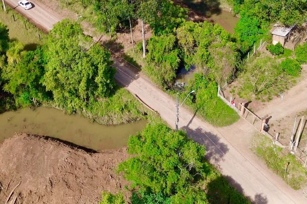 Prefeitura de Taquara conclui trabalhos de desassoreamento em mais um arroio do munic&iacute;pio