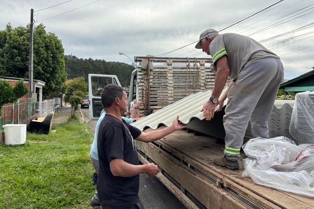 Prefeitura de Tr&ecirc;s Coroas mobiliza equipes para atender fam&iacute;lias atingidas pelo temporal