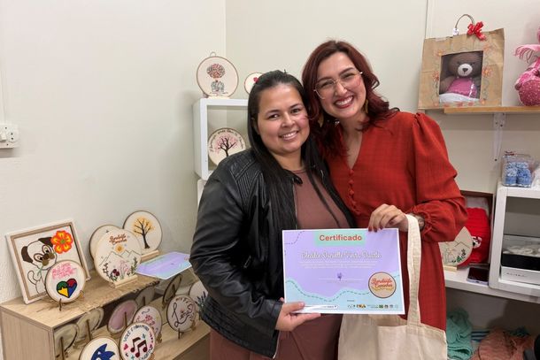 Projeto &ldquo;Bordando Caminhos&rdquo; encerra com exposi&ccedil;&atilde;o coletiva e celebra resultados obtidos