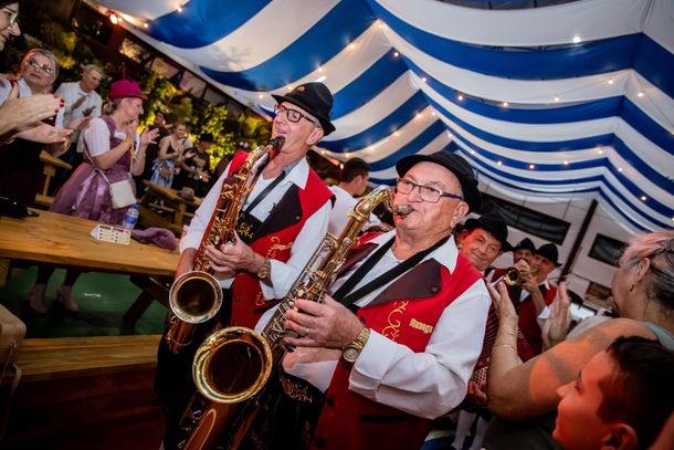 Festa ter&aacute; 9 dias de programa&ccedil;&atilde;o cultural e shows de diferentes estilos.