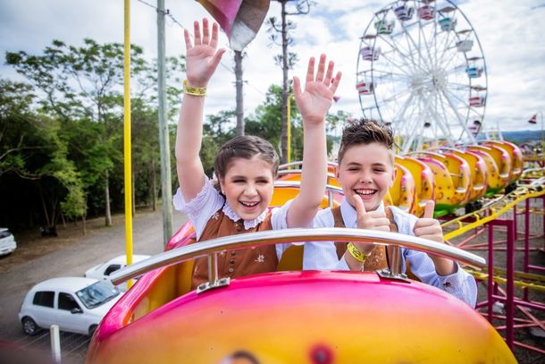 Kindertag leva divers&atilde;o e novas experi&ecirc;ncias &agrave;s crian&ccedil;as na 37&ordf; Oktoberfest de Igrejinha