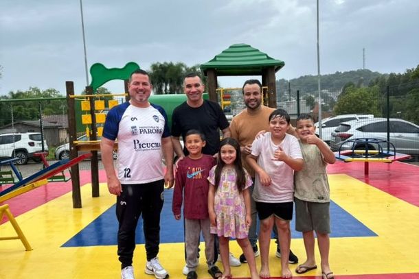 Munic&iacute;pio de Parob&eacute; entrega Complexo Esportivo e de Lazer do bairro Alvorada