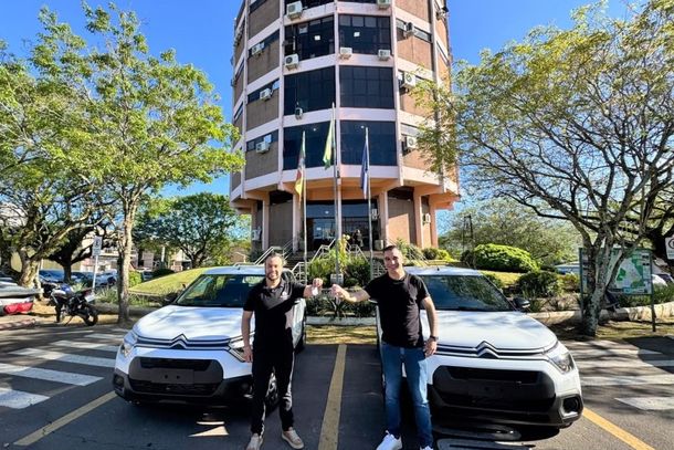 Munic&iacute;pio de Parob&eacute; refor&ccedil;a frota da Sa&uacute;de com a chegada de dois novos ve&iacute;culos