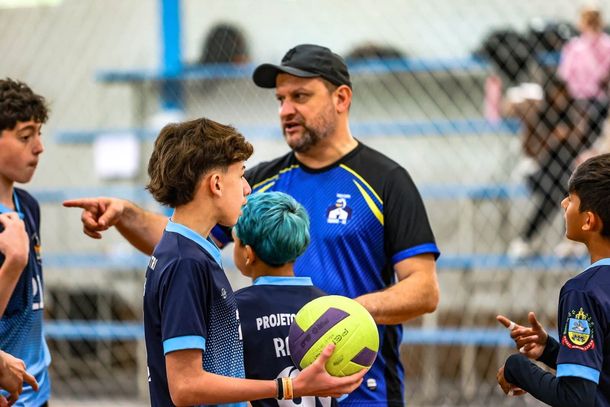 Projeto Saque Certo re&uacute;ne mais de 120 atletas em torneio de v&ocirc;lei em Taquara