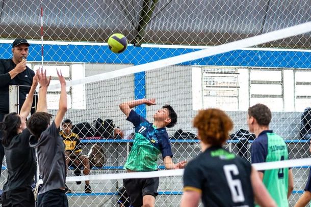Projeto Saque Certo re&uacute;ne mais de 120 atletas em torneio de v&ocirc;lei em Taquara