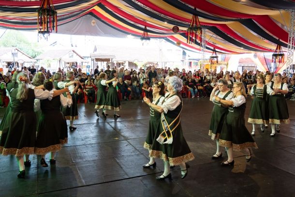 37&ordf; Oktoberfest de Igrejinha dedica dia &agrave; terceira idade com cultura, m&uacute;sica e integra&ccedil;&atilde;o