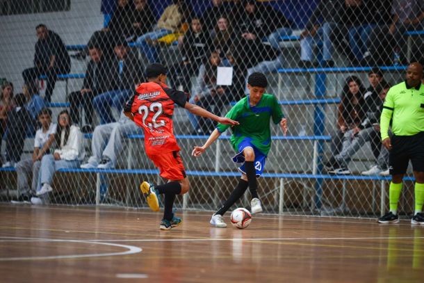 Taquara ter&aacute; finais do Campeonato Municipal de Futsal nesta sexta-feira (2)