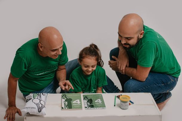 Mar'Junior, Patrick Moraes, Mariana Moraes e o livro 4 m&atilde;os e um abra&ccedil;o