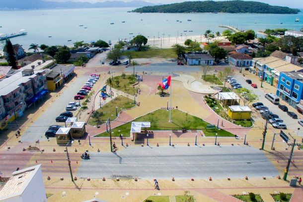 Pra&ccedil;a da Bandeira, Porto Belo SC
