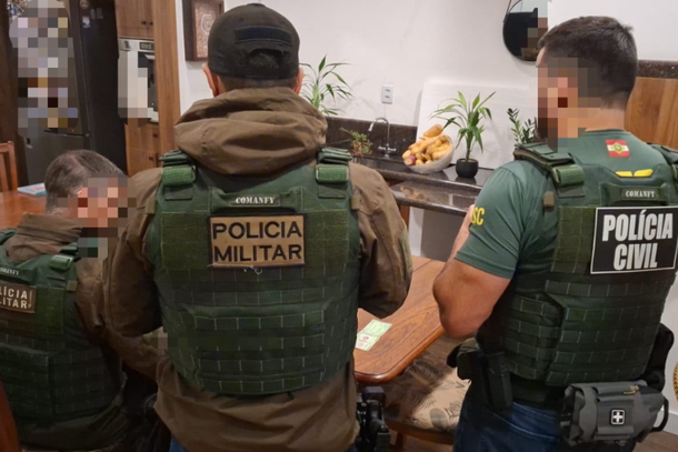 Opera&ccedil;&atilde;o P&atilde;o e Circo investiga cartel em licita&ccedil;&otilde;es de shows e cumpre mandados em 19 cidades