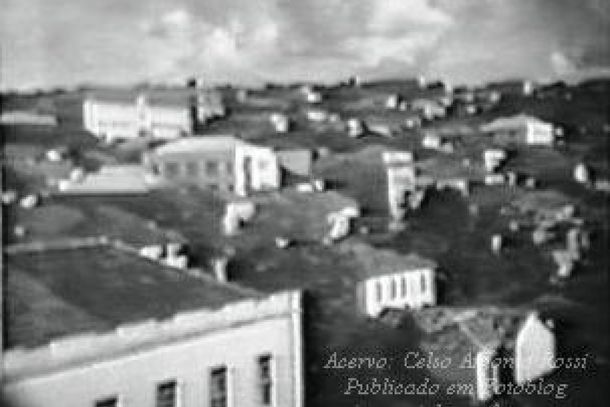 Registro de 1947 resgata marco arquitet&ocirc;nico pioneiro em Jacarezinho