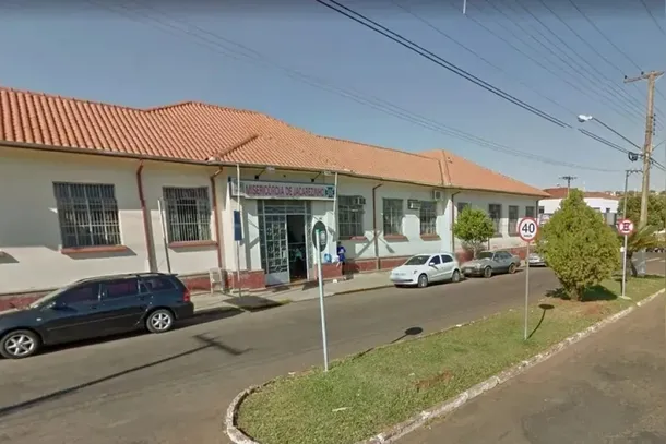 ​Santa Casa de Jacarezinho suspende novos atendimentos por falta de insumos e sal&aacute;rios