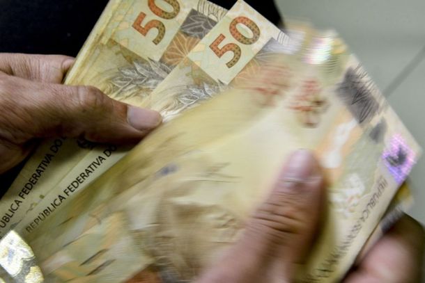 O projeto de lei passar&aacute; pela an&aacute;lise jur&iacute;dica da Procuradoria Geral do Estado (PGE-PR) e depois ser&aacute; encaminhado para aprecia&ccedil;&atilde;o da Assembleia Legislativa