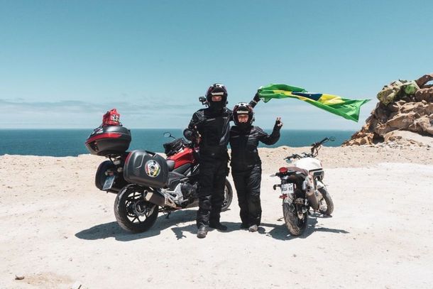 A viagem de Anderson e Maria Elenice durou 22 dias.