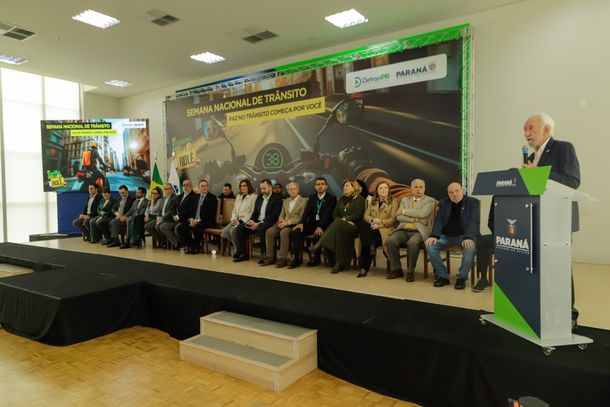 Com a presen&ccedil;a do vice-governador Darci Piana, Estado anuncia ades&atilde;o ao programa Bom Condutor, do governo federal.