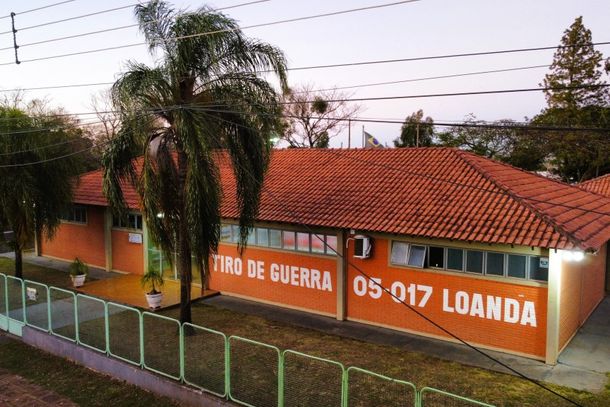 N&atilde;o &eacute; permitido comparecer usando bermuda, camiseta regata ou chinelo.