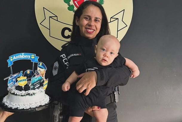 Delegada Ang&eacute;lica Ferreira autorizou e fez quest&atilde;o de participar do momento.