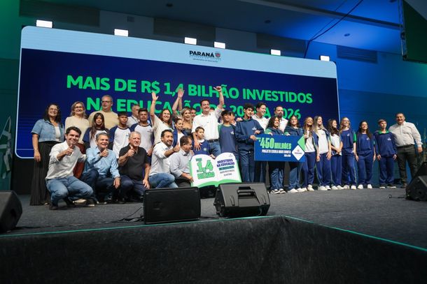 mais naturais e jornal&iacute;sticas para a frase:  A medida foi apresentada nesta quinta-feira (4), durante o Semin&aacute;rio de Diretores.